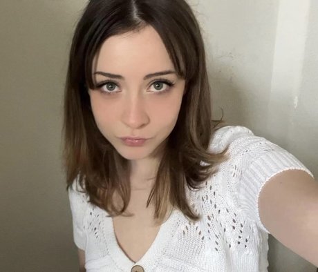 Kelsey Grzybowski free pornstar pic