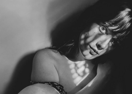 Ivie Walker naked pornstar image