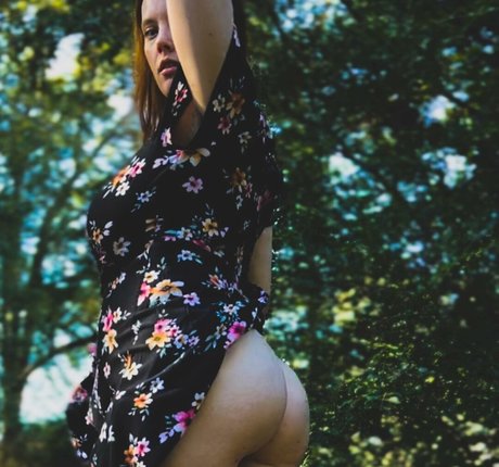 Ivie Walker model xxx photos