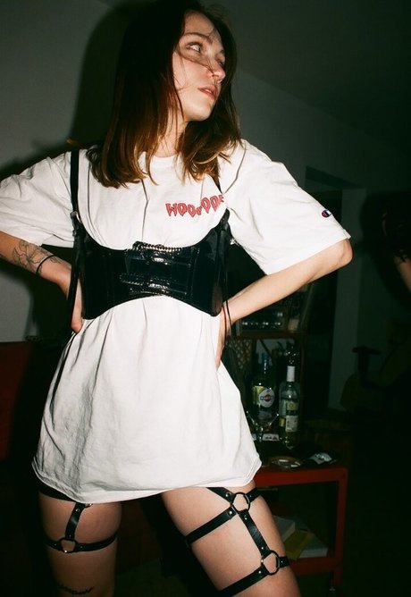 Nastya Pavonskaya pornographic model image