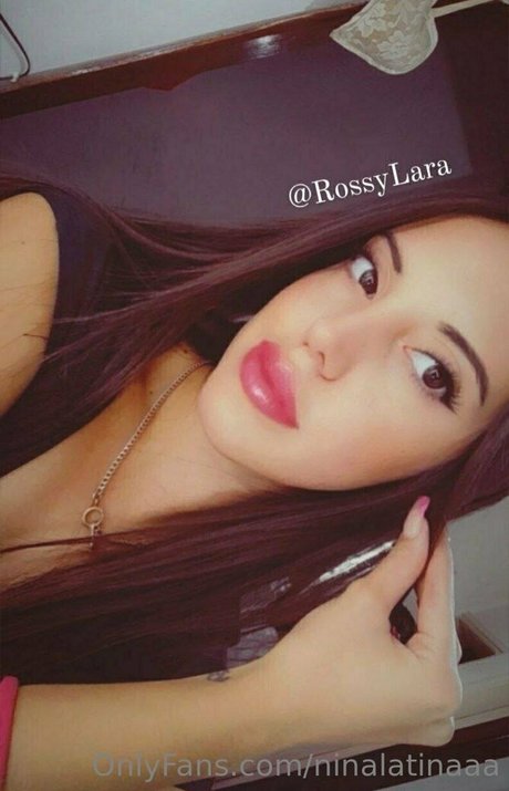 ninalatinaaa art model photo