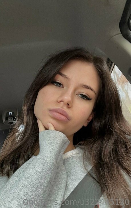 Nicole Kinsley hot model gallery