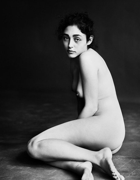 Golshifteh Farahani sexy star photo