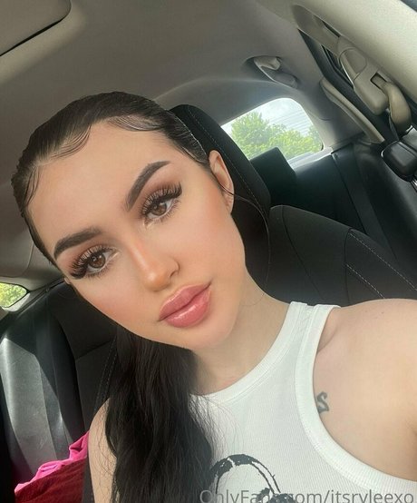 itsazaleaxo high quality star image