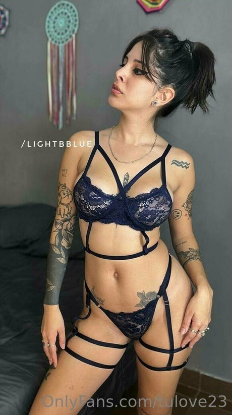 tulove23 star nude archive