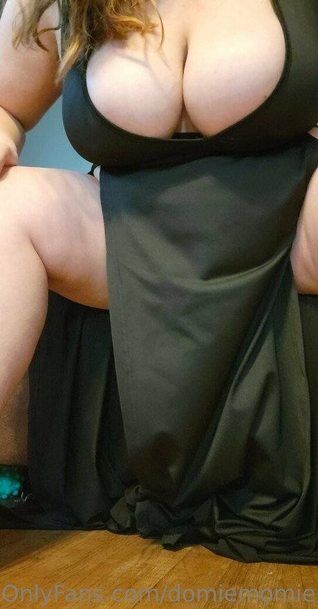 domiemomie naked star archive