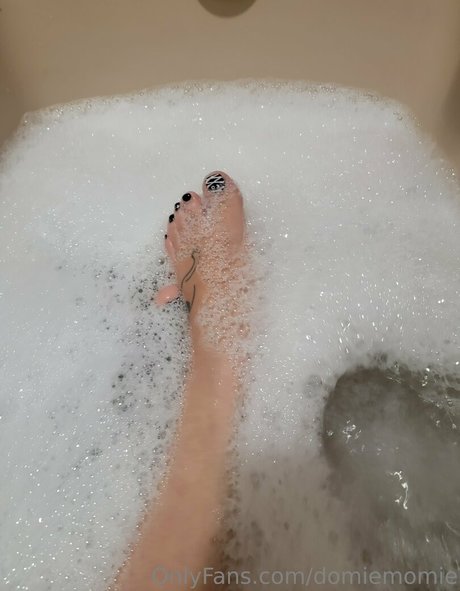 domiemomie model xxx gallery