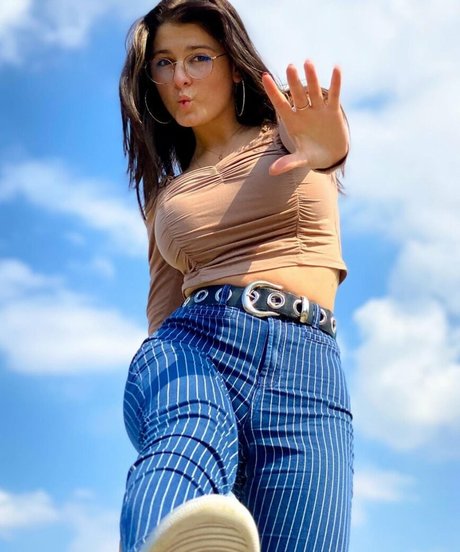 Nina Joy pornographic actress pic