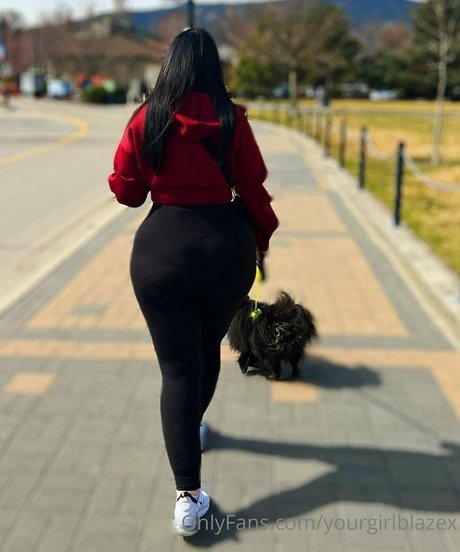 yourgirlblazex hd pornstar image