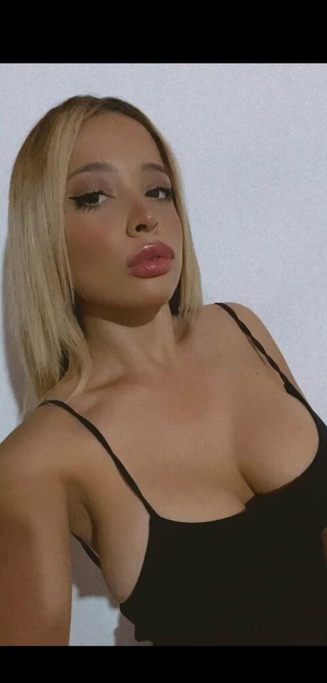 squirting onlyfans naked pic