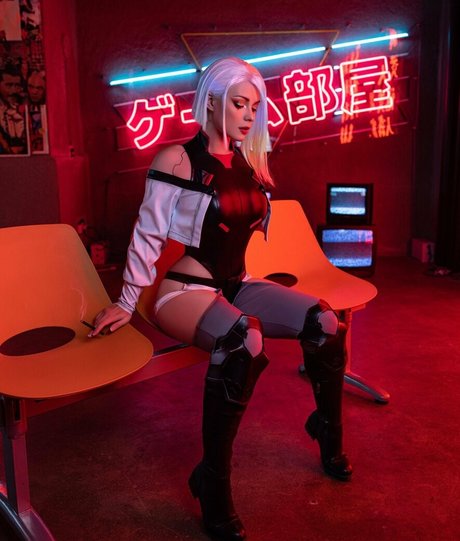 Irine Meier model hot picture