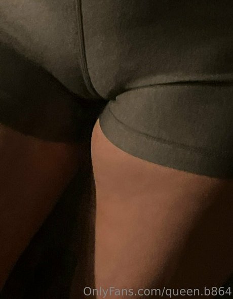 queen b864 porn actress gallery