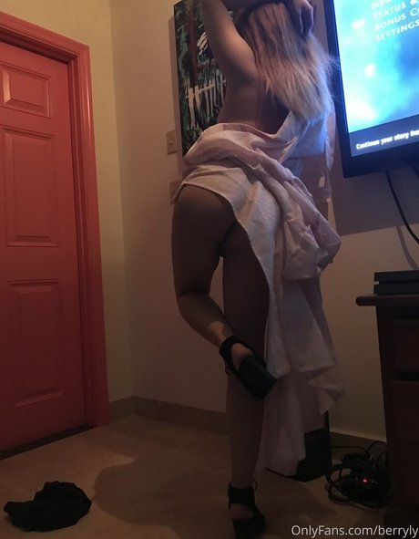 leather leggings onlyfans art xxx archive