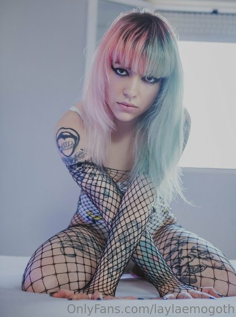 laylaemogoth hd pornstar pics