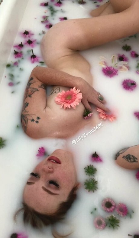 lilyevansfree star best galleries