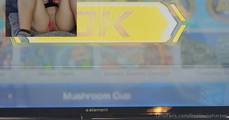 freelounaharper model img