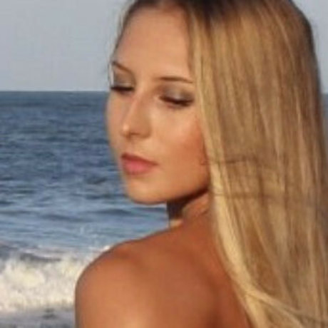 Kelly Young pornstar xxx photos