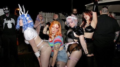 mommy onlyfans sexy images