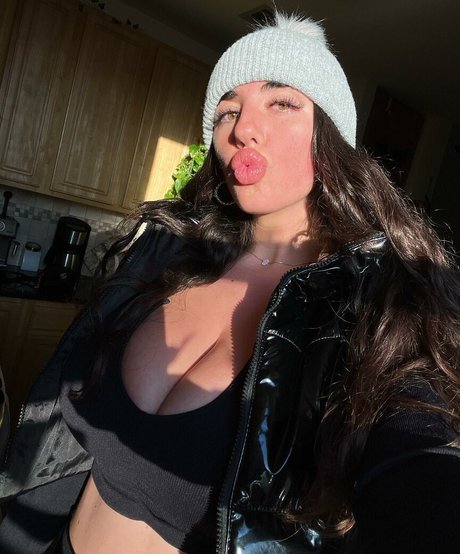 Jackie Byrne model naked photos