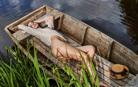 Stella Stegmann hot actress images