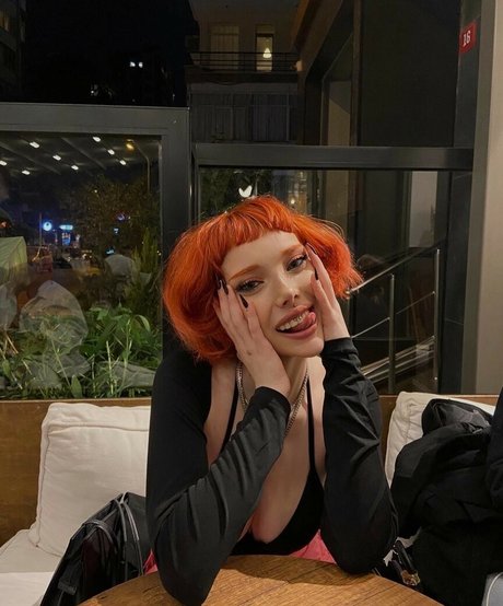 anthealefteria star exclusive pictures