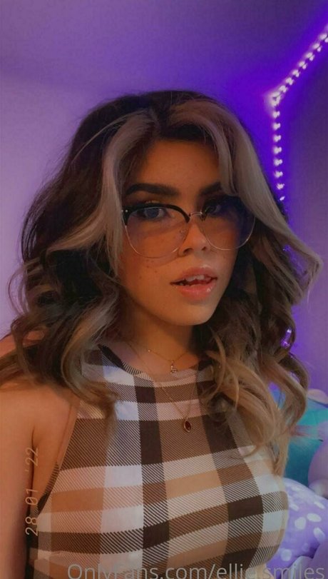 Geminisavy beautiful pornstar photos