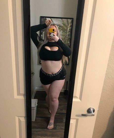 Bailey Bee xxx model pics