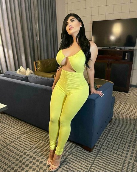 beautiful onlyfans sexy nude img