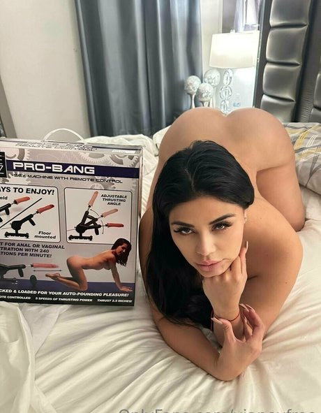 vianeyfree Photo Gallery