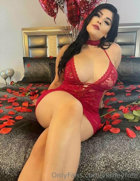 vianeyfree adult star galleries