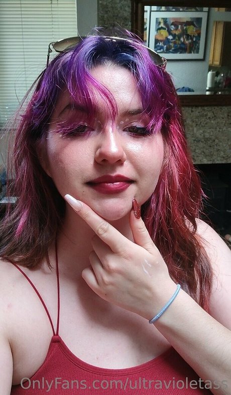 ultravioletass model naked photos