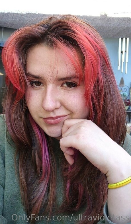 ultravioletass pretty pornstar pic