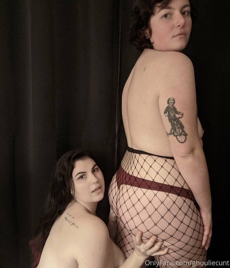 ghouliecunt nice model img