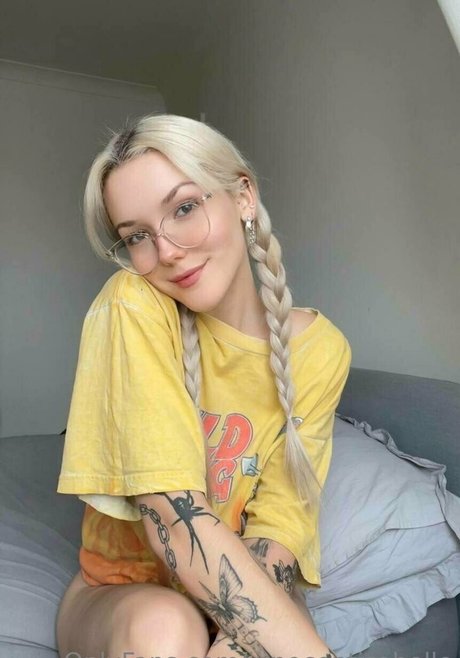 innocent isabel pornstar perfect pic