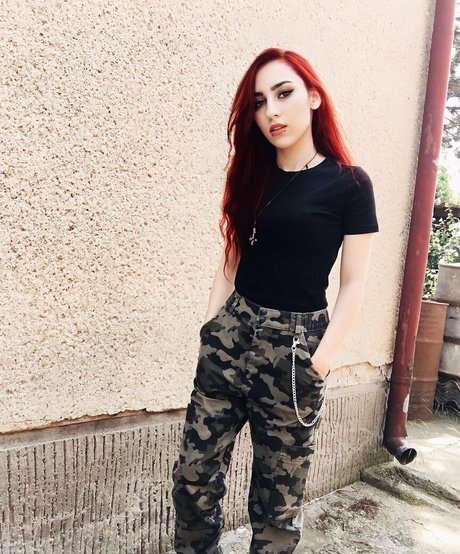 freyanillinht pornstar nude galleries