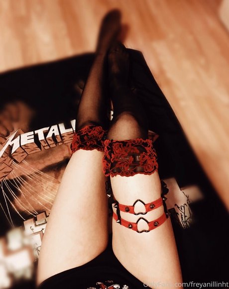 hairy pregnant onlyfans erotic pic