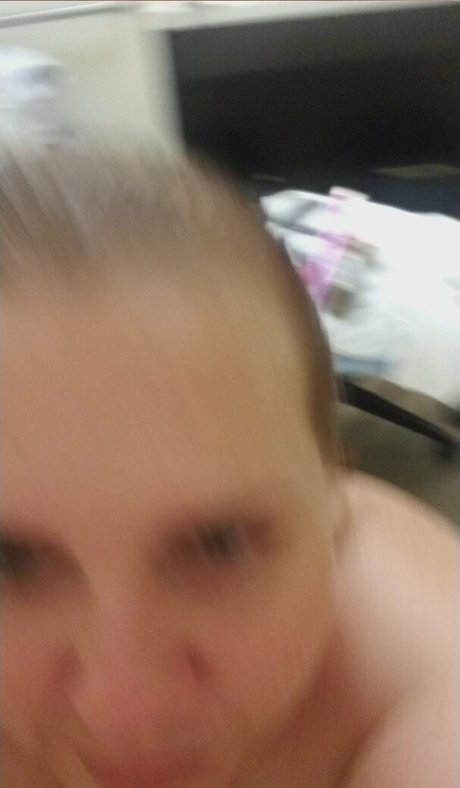 bbw4red20 model adult picture