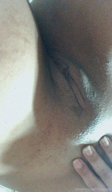 sweet iara xxx actress photos