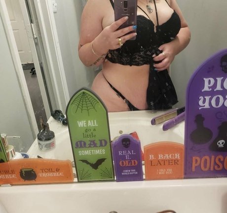 mommithiccc best model archive