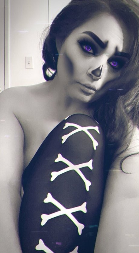 eille 1 hot actress pictures