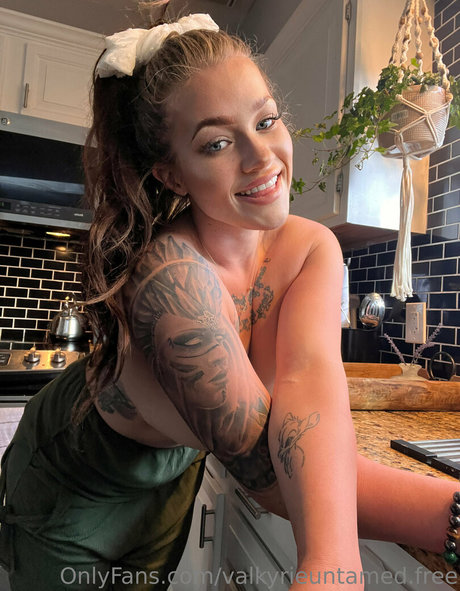 asian bbw onlyfans top gallery