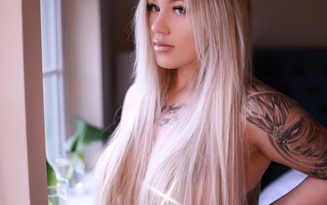 Valkyrieuntamed pornstar hot pictures