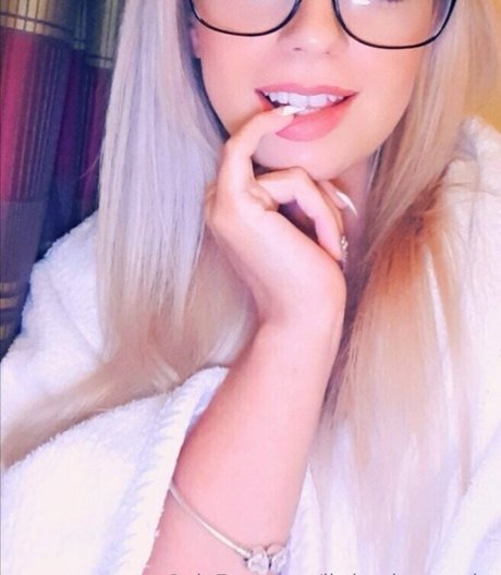 two onlyfans art xxx img