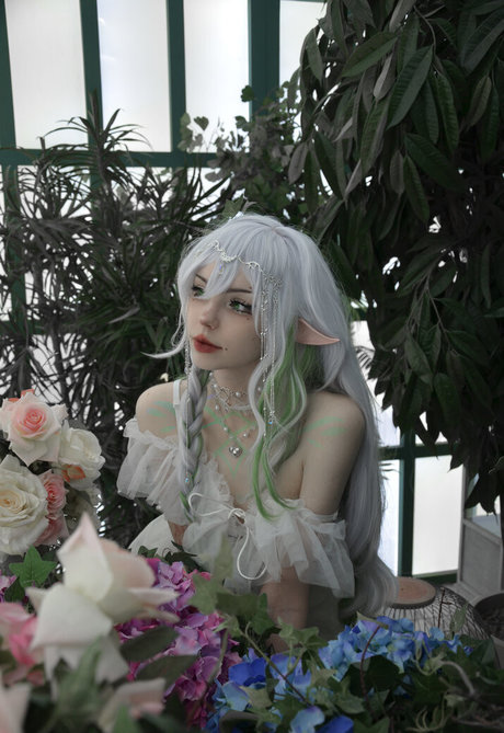 Flutterow high quality pornstar pic