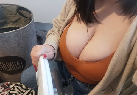 blonde babe onlyfans beautiful nude archive