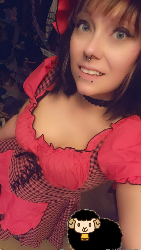 ravenousrikki92 porn actress images