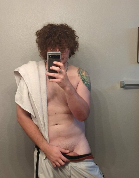 blonde babe onlyfans pretty photos