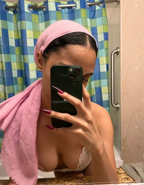 alexandraallure pornstar sexy gallery