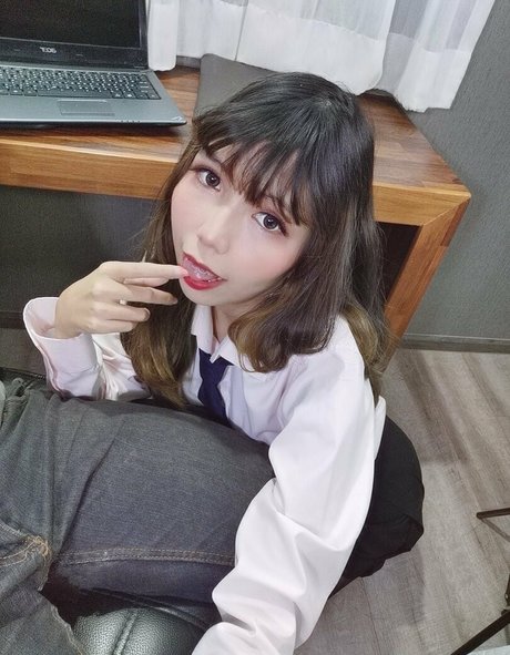 lmusicl pornographic model images