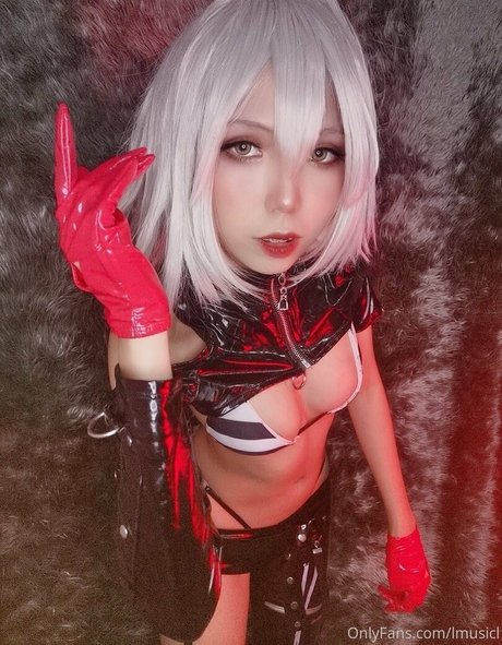 lmusicl erotic pornstar image